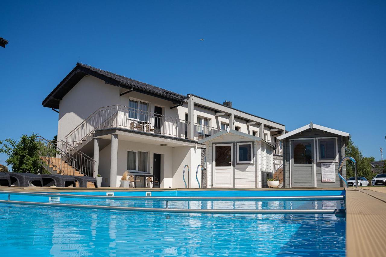 Seo2 Rewal - Apartamenty Z Osobnym Wejsciem, Grzany Basen, Darmowe Sauny, Parking, Grill, Wifi エクステリア 写真