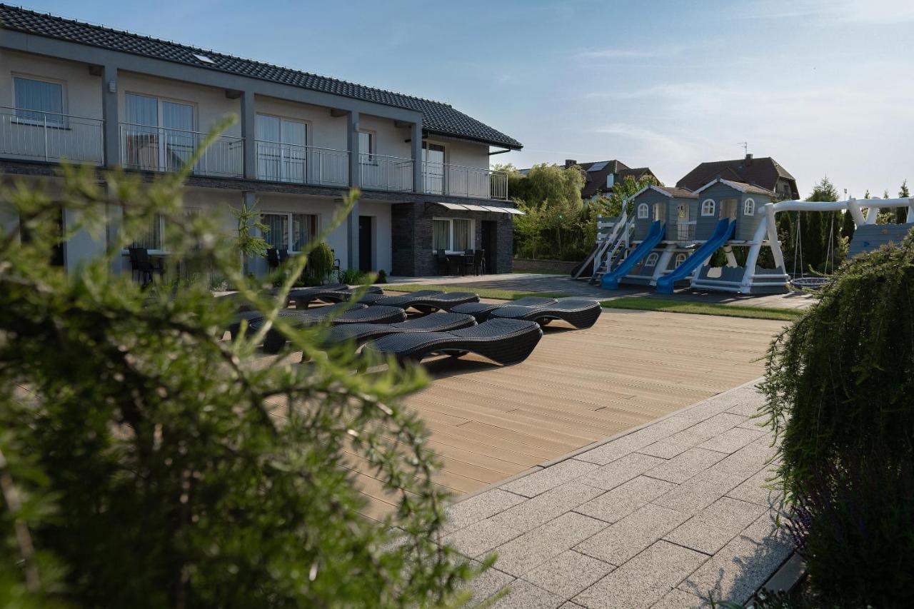 Seo2 Rewal - Apartamenty Z Osobnym Wejsciem, Grzany Basen, Darmowe Sauny, Parking, Grill, Wifi エクステリア 写真