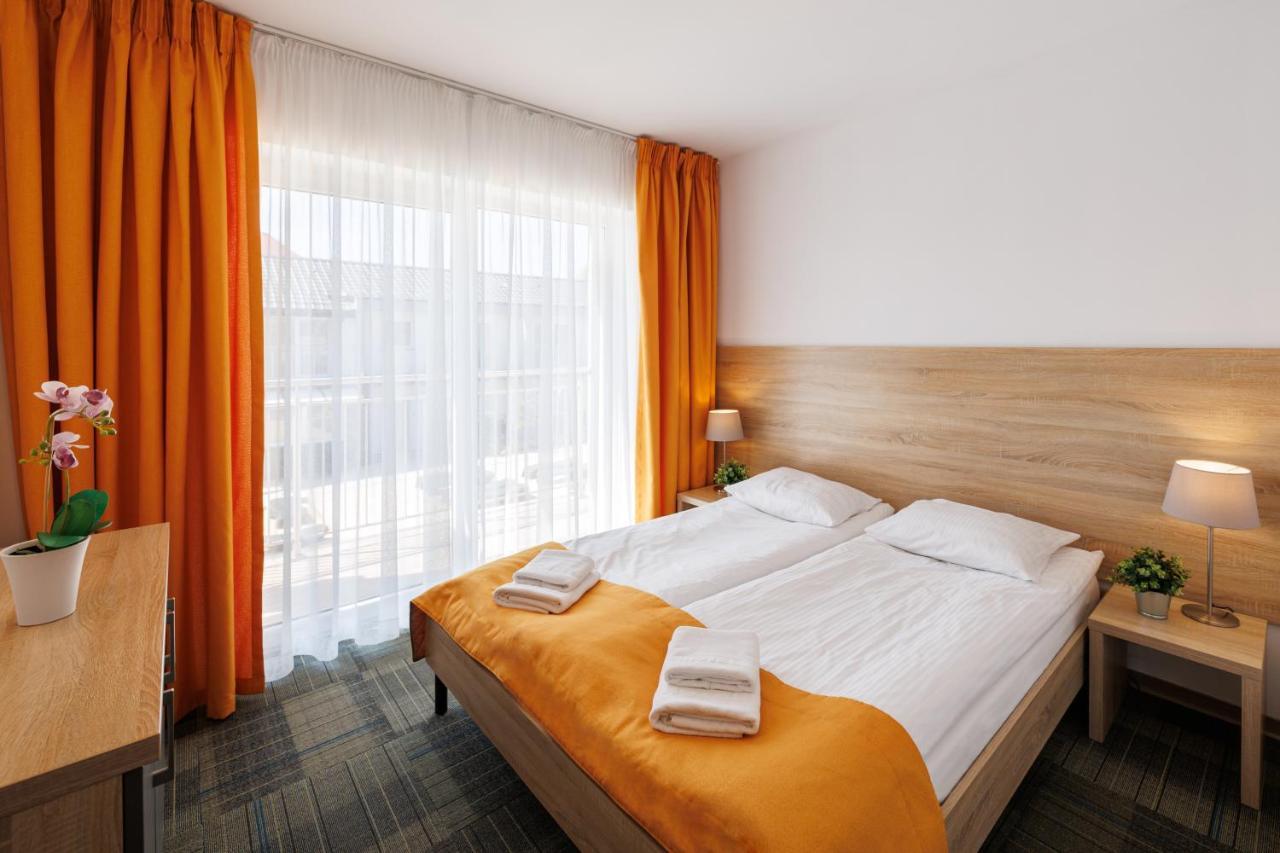 Seo2 Rewal - Apartamenty Z Osobnym Wejsciem, Grzany Basen, Darmowe Sauny, Parking, Grill, Wifi エクステリア 写真