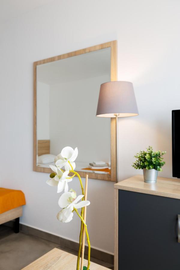 Seo2 Rewal - Apartamenty Z Osobnym Wejsciem, Grzany Basen, Darmowe Sauny, Parking, Grill, Wifi エクステリア 写真