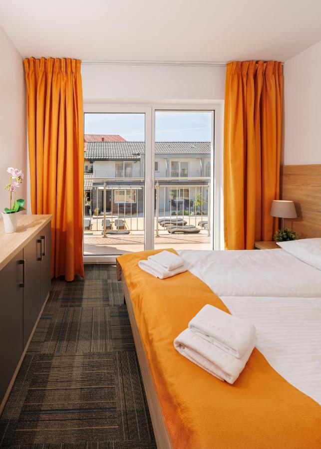 Seo2 Rewal - Apartamenty Z Osobnym Wejsciem, Grzany Basen, Darmowe Sauny, Parking, Grill, Wifi エクステリア 写真