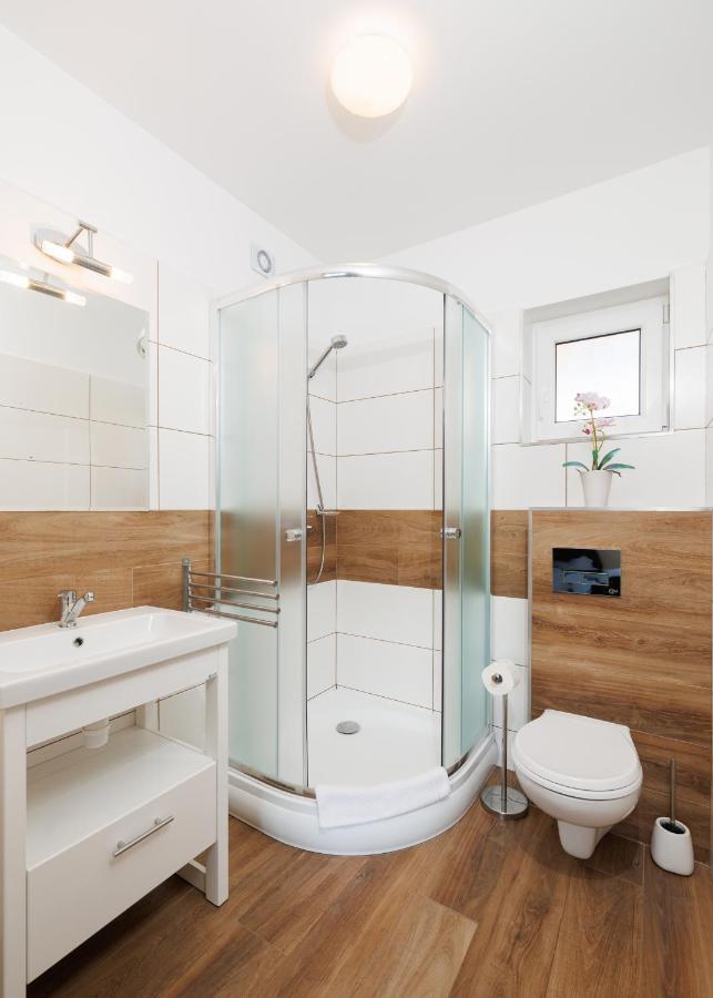 Seo2 Rewal - Apartamenty Z Osobnym Wejsciem, Grzany Basen, Darmowe Sauny, Parking, Grill, Wifi エクステリア 写真